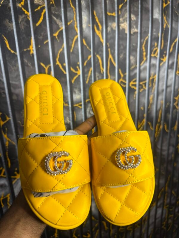 Gucci slippers